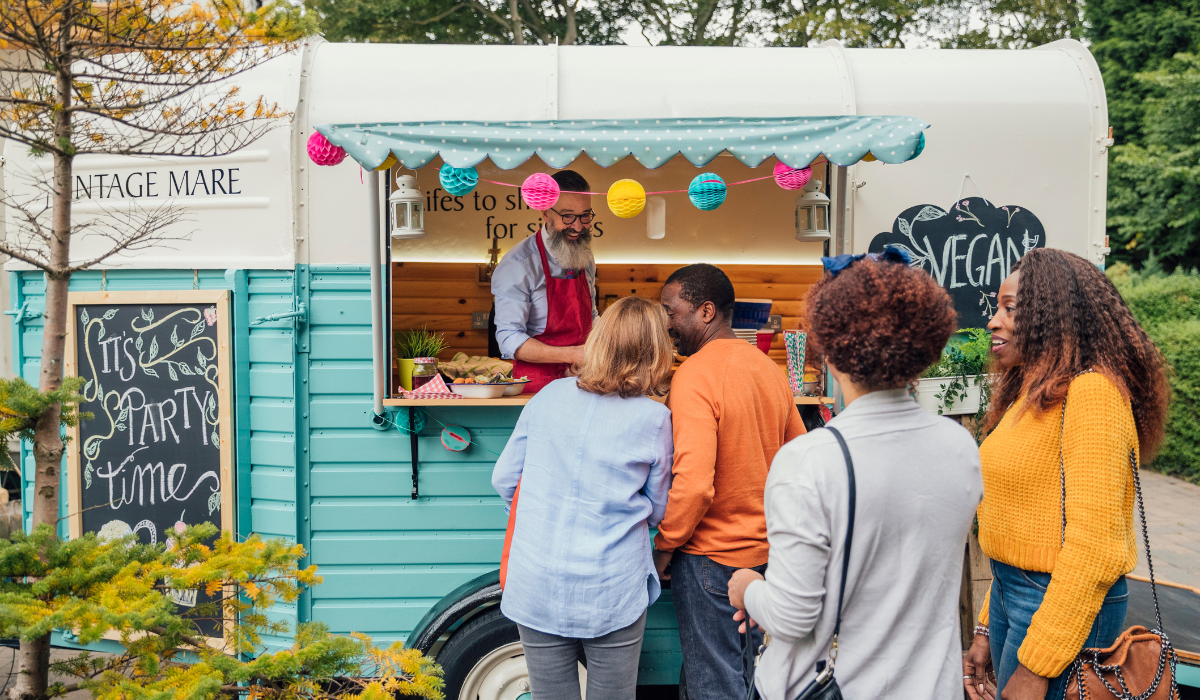 Buying a Food Truck vs. Creating a Pop-Up Restaurant